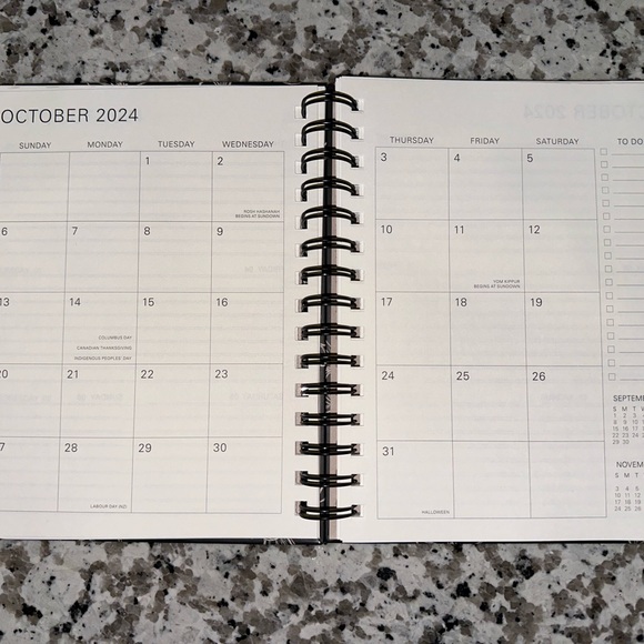 2025 BLACK & PINK PLANNER!! 🖤🌺🌟 - Picture 3 of 3